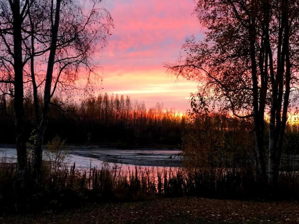 Susitna River Lodging, Suites Talkeetna Exterior photo